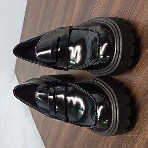 Steve Madden Size 8 Black Patent Alden Platform Loafers